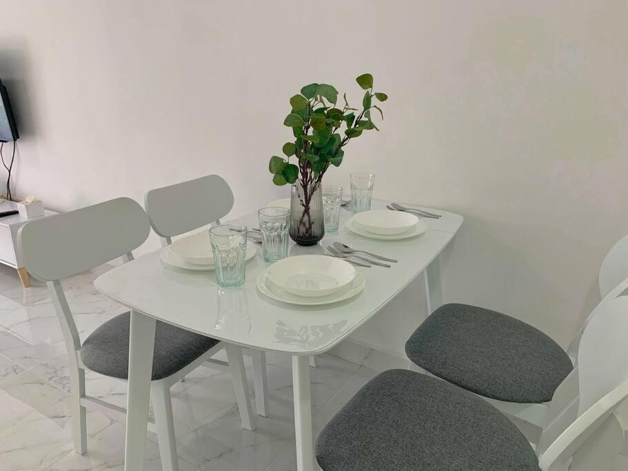 Netflix 2 Bedroom Troika Kota Bharu Homestay 1812 外观 照片